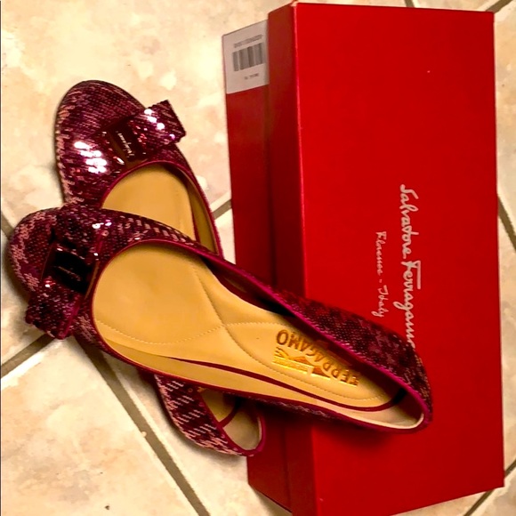 Brand new Salvatore Ferragamo flats - Picture 5 of 6